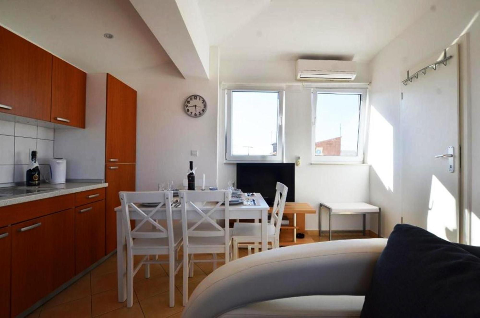 Augusta Apartment Ровинь Экстерьер фото
