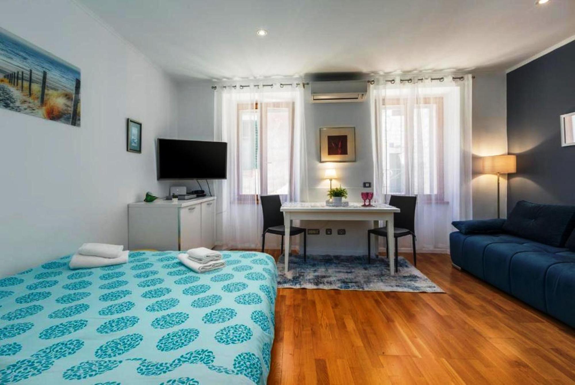 Augusta Apartment Ровинь Экстерьер фото