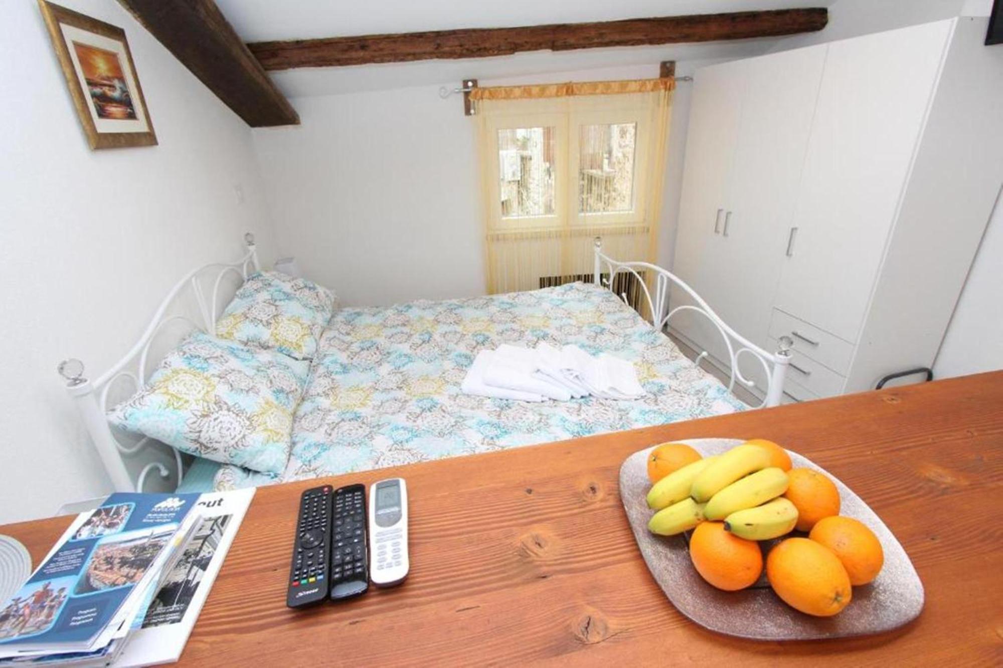 Augusta Apartment Ровинь Экстерьер фото