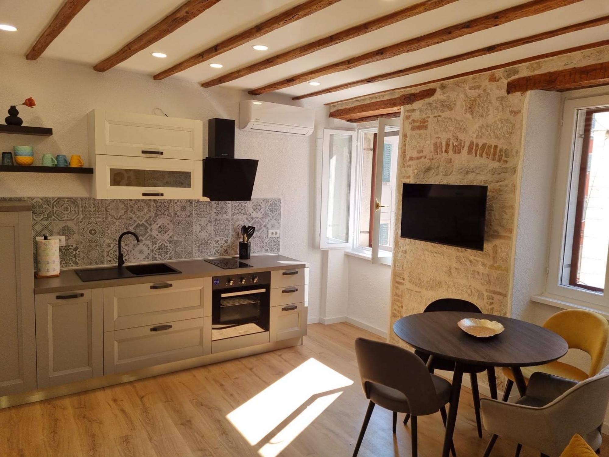 Augusta Apartment Ровинь Экстерьер фото